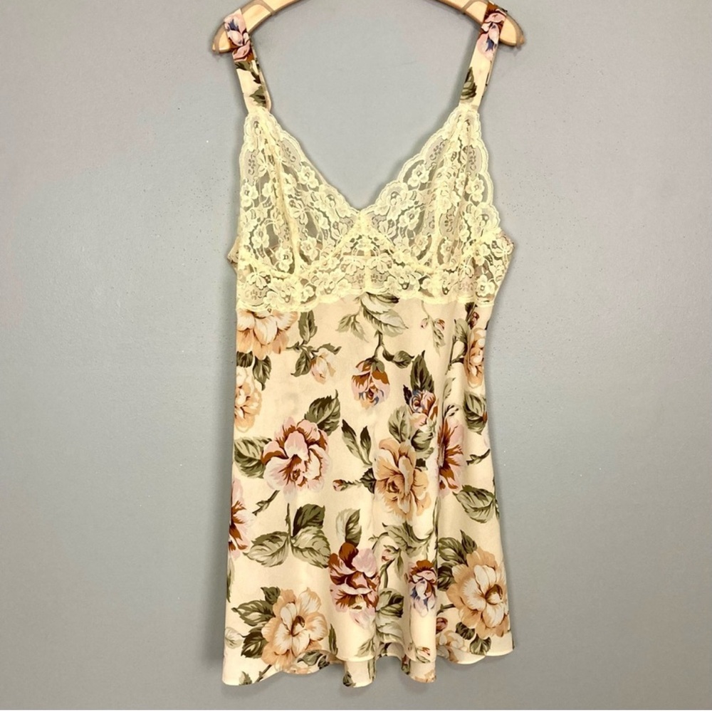 Victoria's Secret Cream and Tan Floral Slip